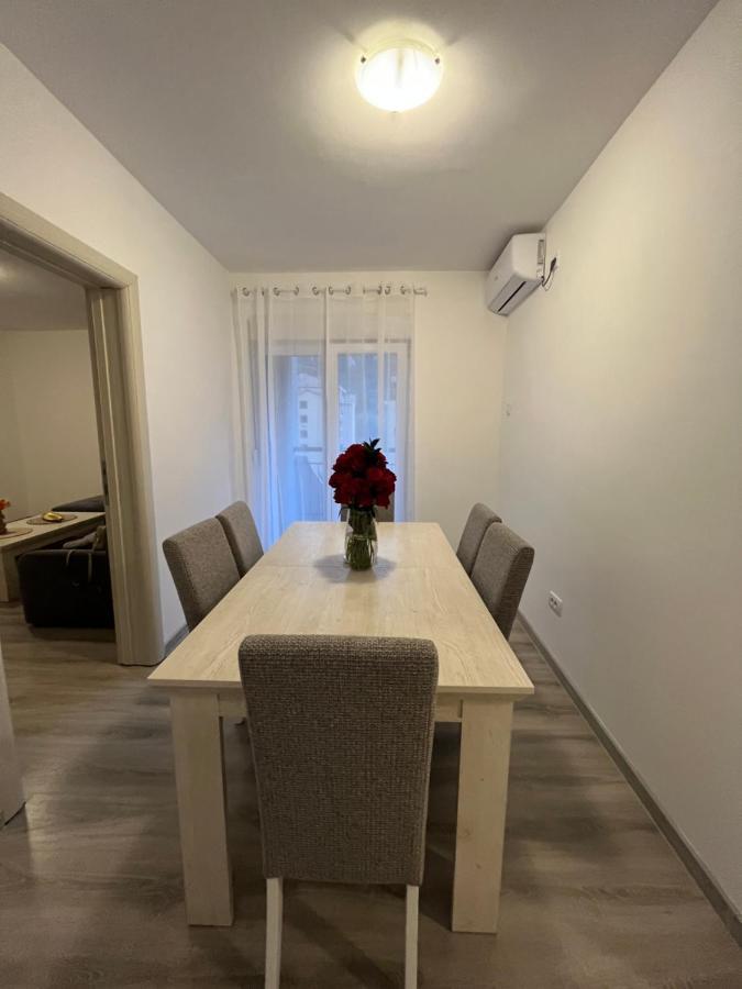 Orlando Apartman Kotor Exteriör bild