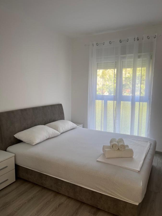 Orlando Apartman Kotor Exteriör bild